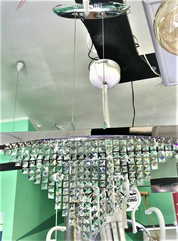 LAMPADARIO A SOSPENSIONE CROMATO CON FINITURA IN VETRO "CHIC" - immagine 2